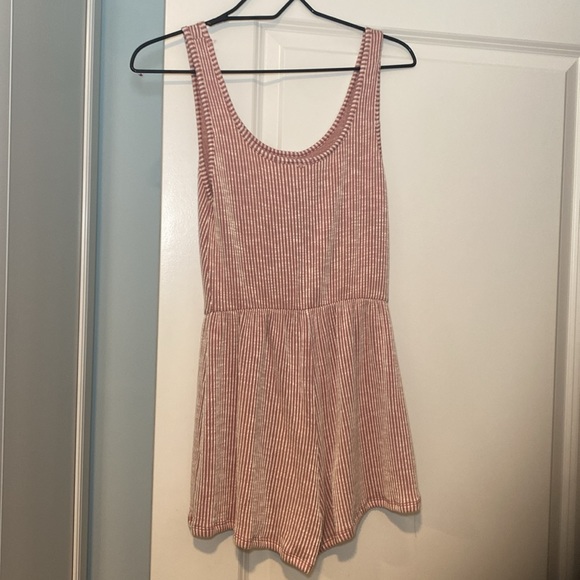 Caution to the Wind size medium romper - Picture 2 of 4